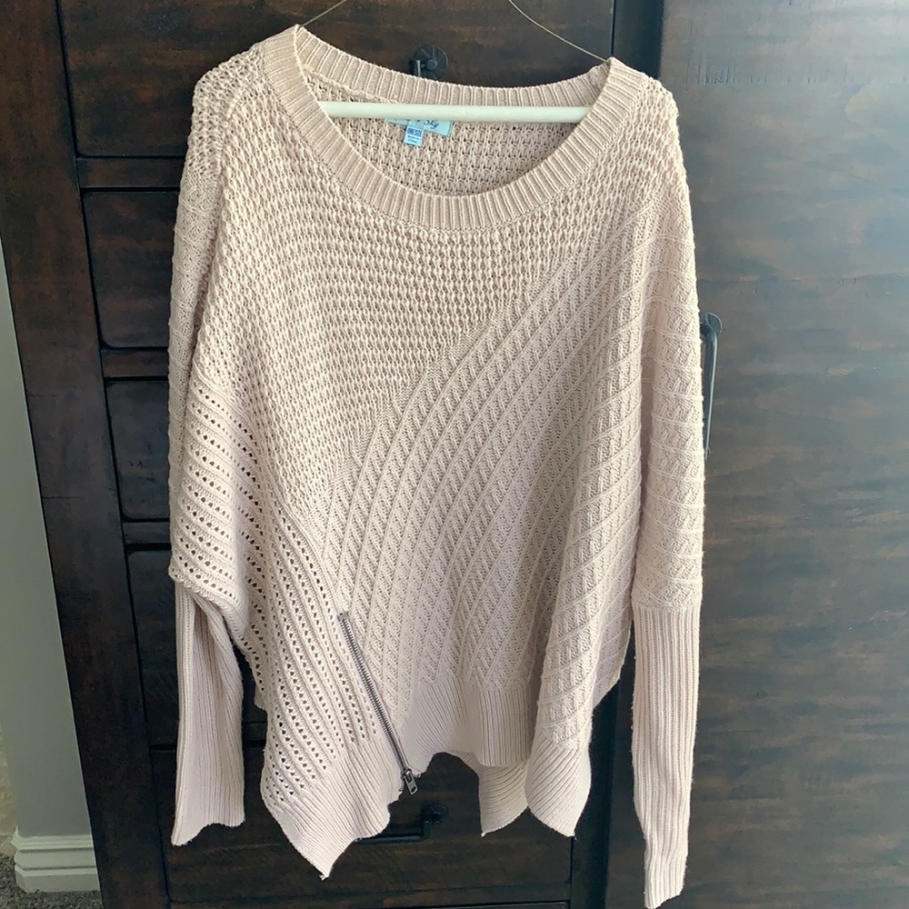 Knit sweater
